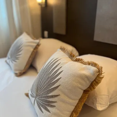 Acadie Saint Victor - Restaurant -face Mer- 2*