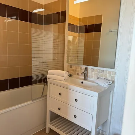 Acadie Saint Victor - Restaurant -face Mer- Châtelaillon-Plage