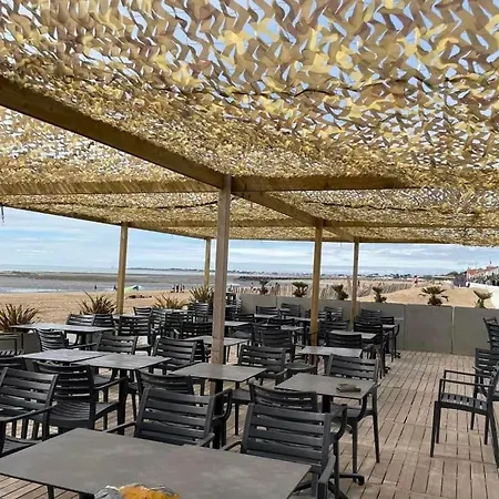 Acadie Saint Victor - Restaurant -face Mer- 2*