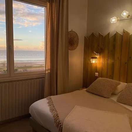 Acadie Saint Victor - Restaurant -face Mer- 2* Chatelaillon-Plage