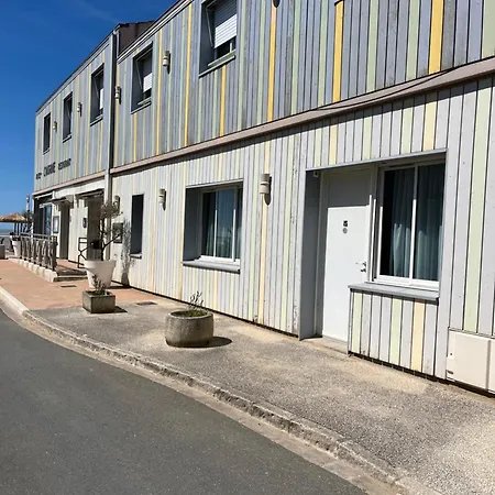 호텔 Acadie Saint Victor - Restaurant -face Mer- 2*