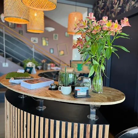 Acadie Saint Victor - Restaurant - Face - 2*
