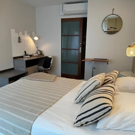 Acadie Saint Victor - Restaurant -face Mer- 호텔 Châtelaillon-Plage