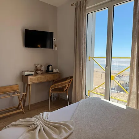 Acadie Saint Victor - Restaurant -face Mer- 2*