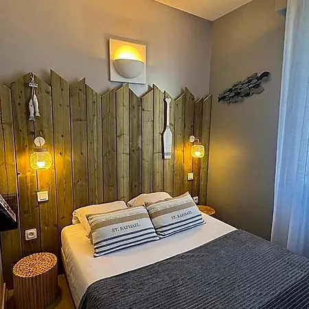 Hotel Acadie Saint Victor - Restaurant -face Mer- Châtelaillon-Plage