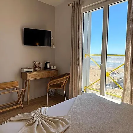 Acadie Saint Victor - Restaurant -face Mer- Hotel 2*