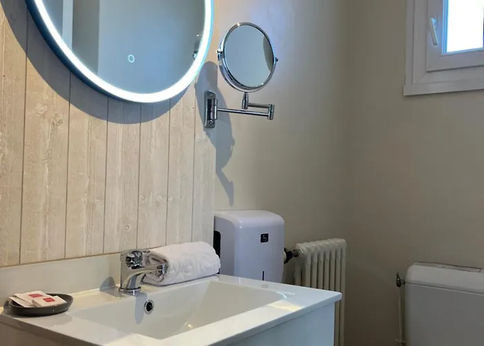 Acadie Saint Victor - Restaurant -face Mer- Châtelaillon-Plage