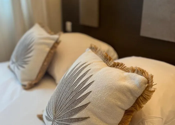 Acadie Saint Victor - Restaurant -face Mer- 2*