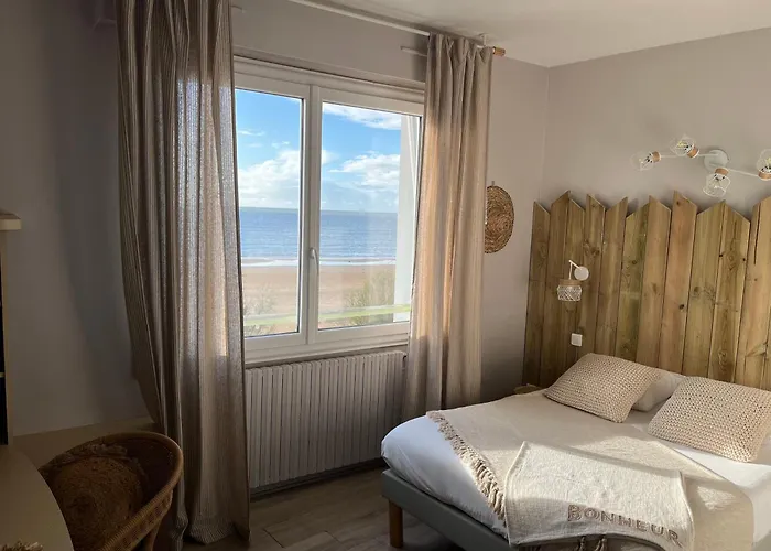 Hotel Acadie Saint Victor - Restaurant -face Mer-