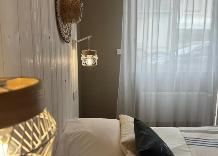 Acadie Saint Victor - Restaurant -face Mer- Hotel Châtelaillon-Plage