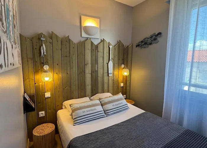 Hotel Acadie Saint Victor - Restaurant -face Mer- Châtelaillon-Plage