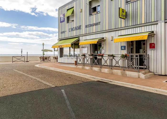 Hotel Acadie Saint Victor - Restaurant -face Mer- 2*